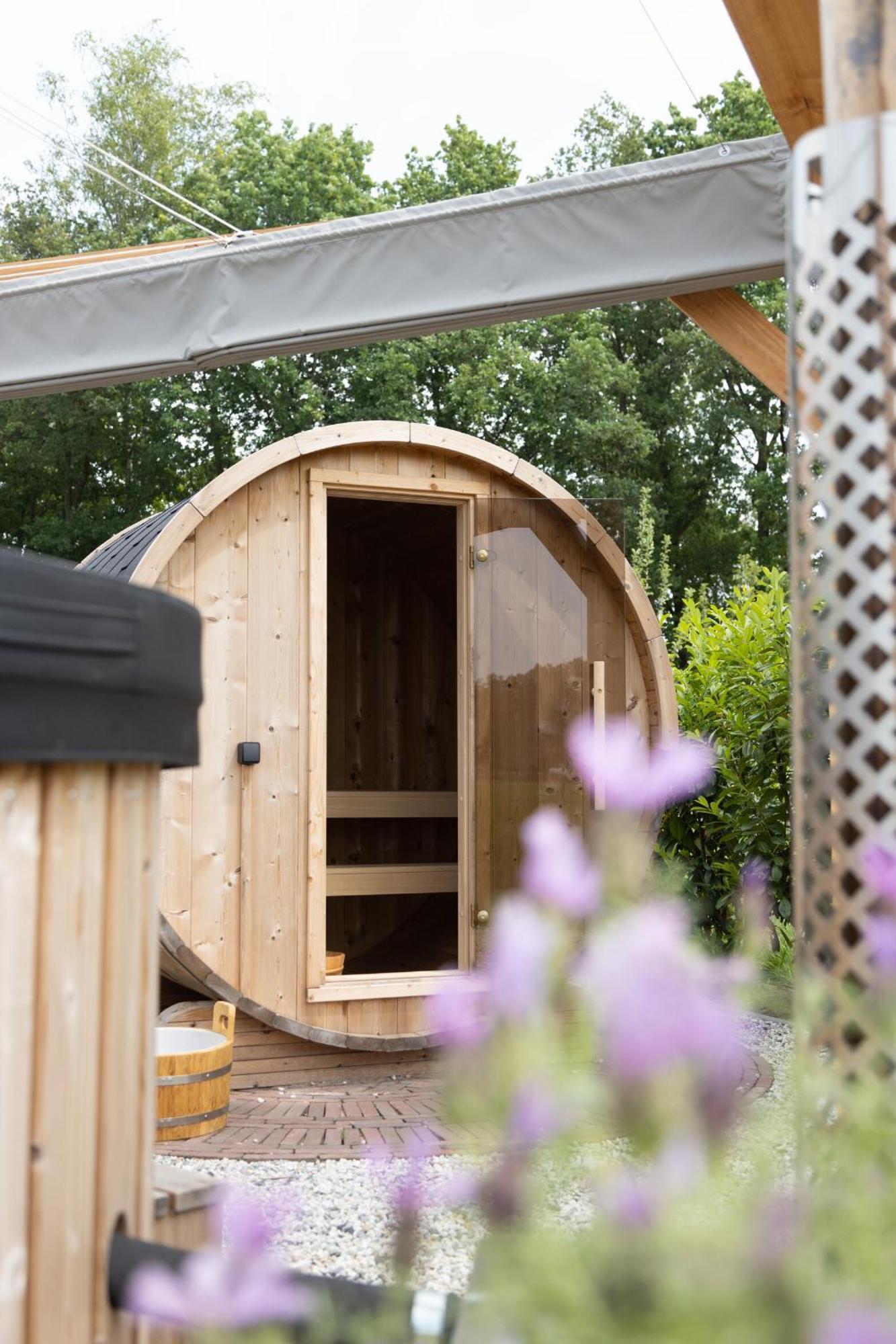 Bed & Breakfast Hoeve Happiness - Ontbijt Inbegrepen - Wellness Aanwezig フォールトハイゼン エクステリア 写真