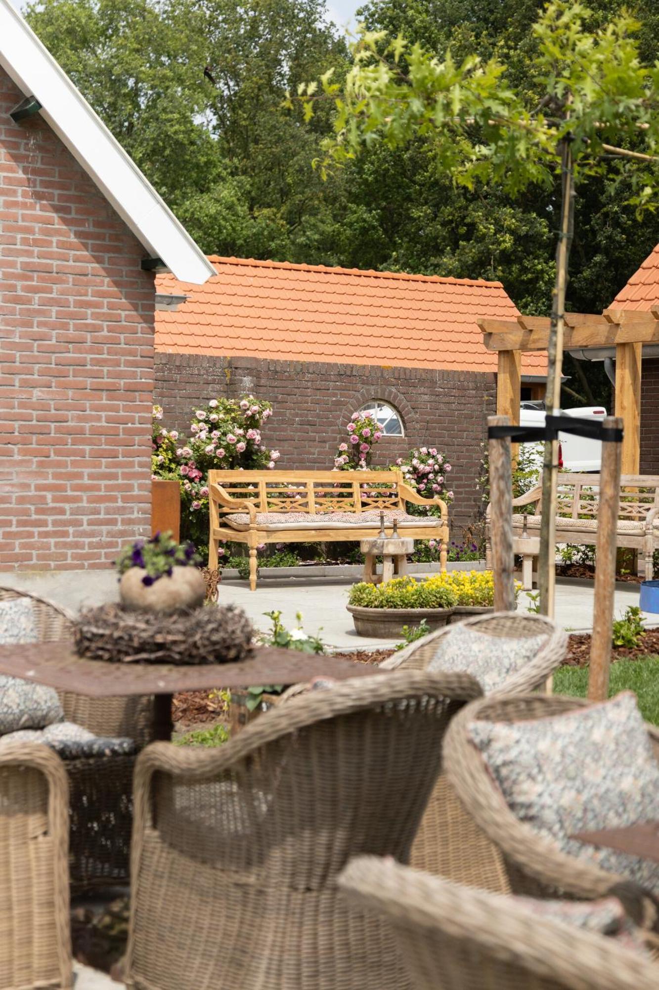 Bed & Breakfast Hoeve Happiness - Ontbijt Inbegrepen - Wellness Aanwezig フォールトハイゼン エクステリア 写真